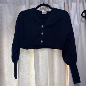 Long sleeve cropped black sweater